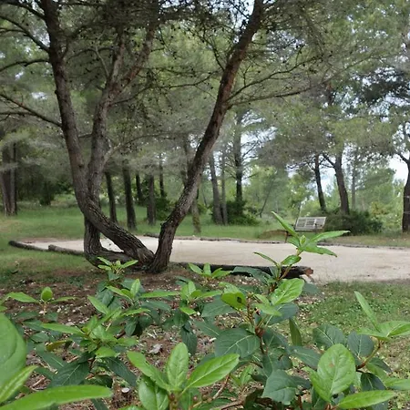 La Pinede Du Barroux アパート Le Barroux