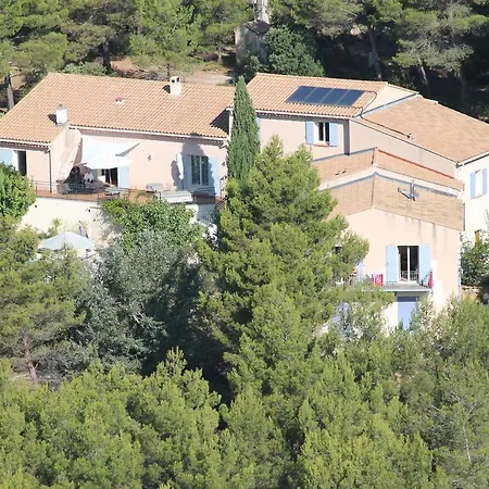 La Pinede Du Barroux Le Barroux
